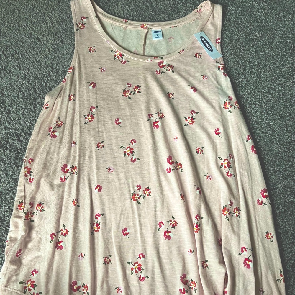 Old Navy Luxe Tank in Pink Floral New with Tags, Never Worn